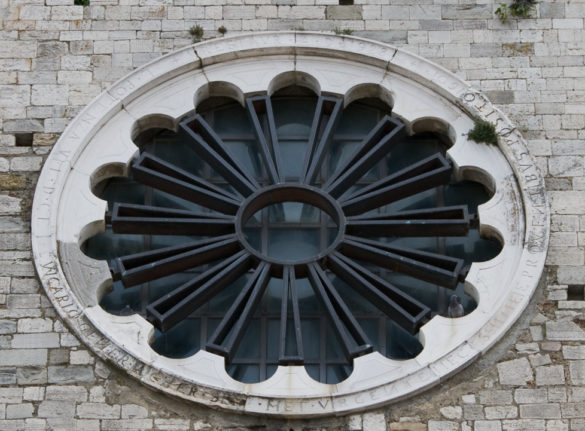 Cattedrale di Santa Maria Assunta e San Canio Vescovo